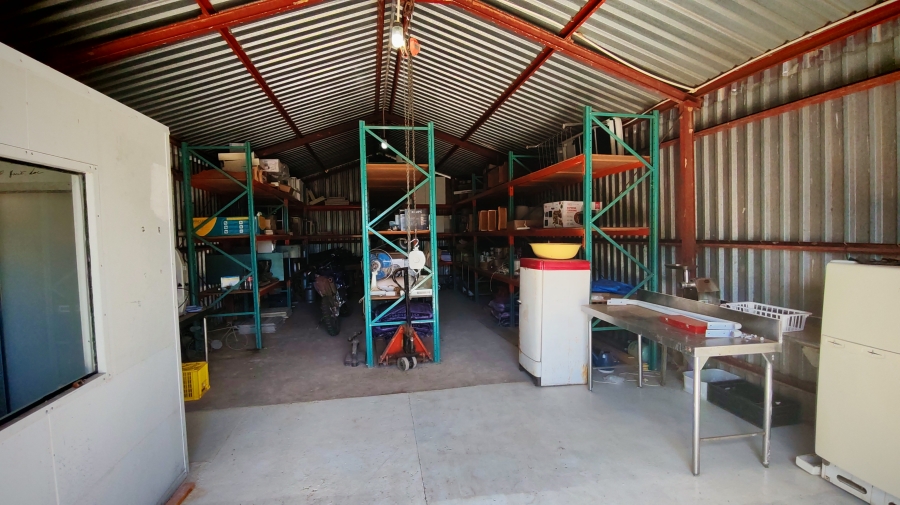 6 Bedroom Property for Sale in Middelburg Eastern Cape